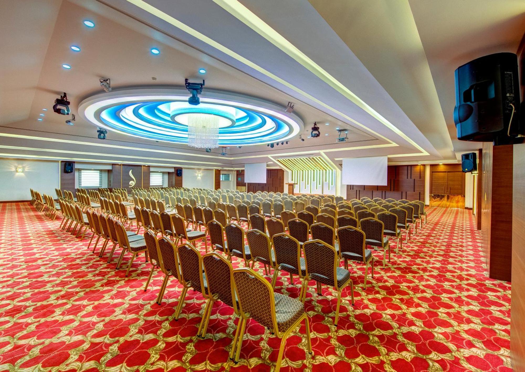 เบรา คอนยา โอเตล Hotel ภายนอก รูปภาพ