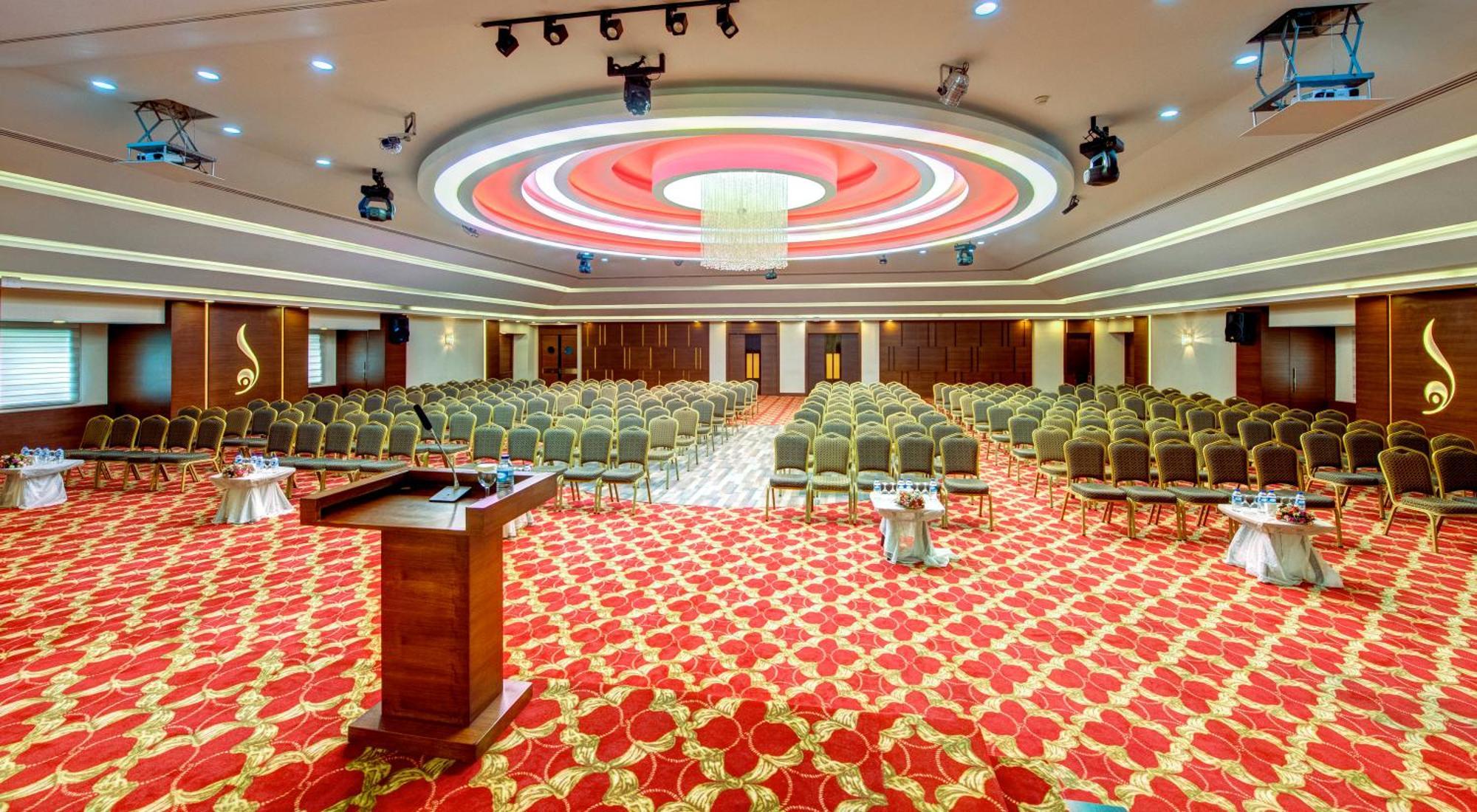 เบรา คอนยา โอเตล Hotel ภายนอก รูปภาพ